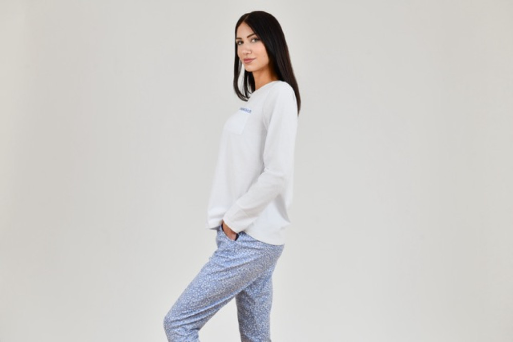 PAJAMAS L